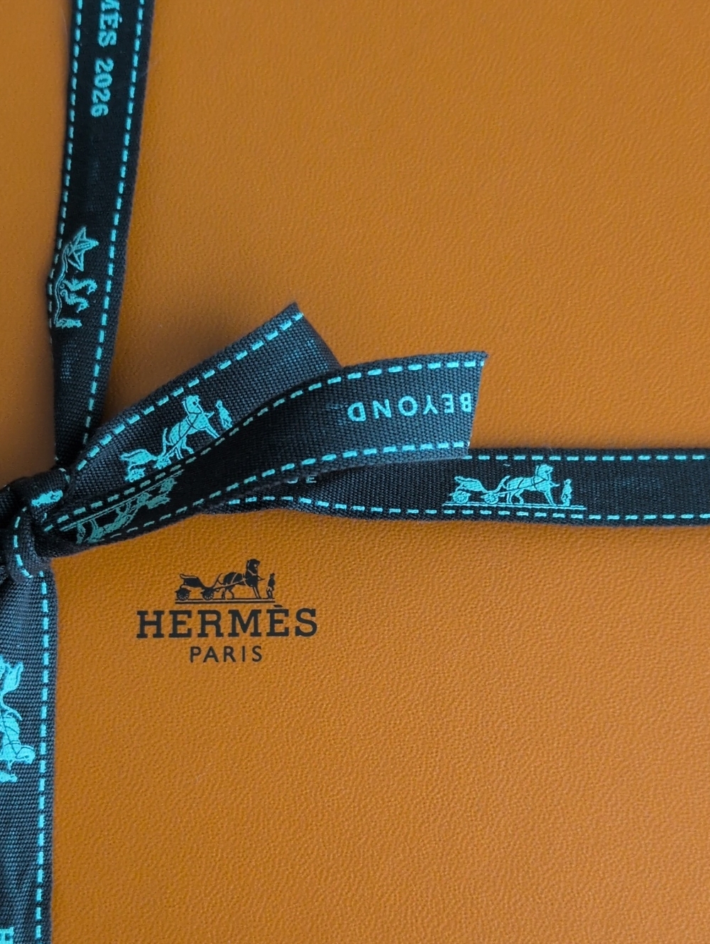Hermes Authentic Box + Ribbon - Picture 3 of 7